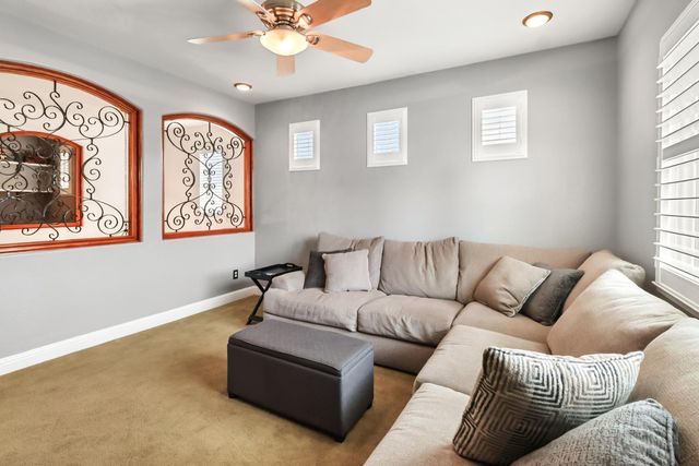 9679 Early Light Way, Elk Grove, CA 95624