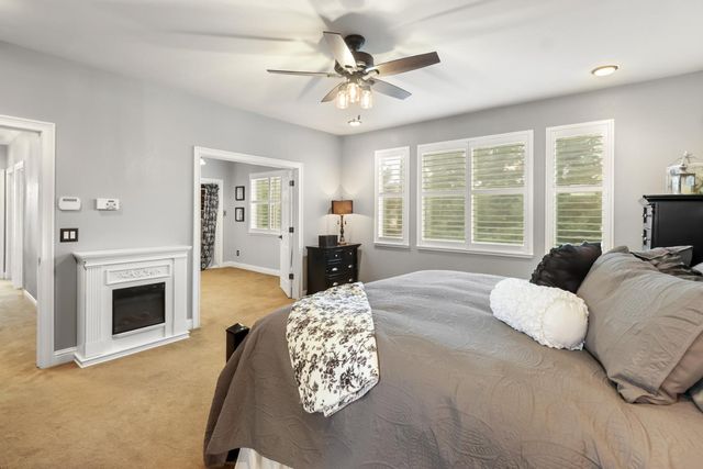 9679 Early Light Way, Elk Grove, CA 95624