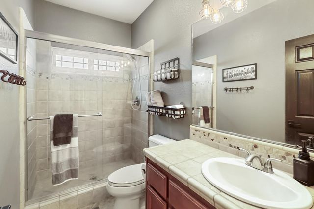 9679 Early Light Way, Elk Grove, CA 95624