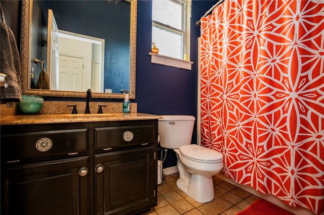 4302 Ashley Lane, Fayetteville, AR 72701