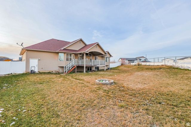 3942 N 2650 W, Farr West, UT 84404