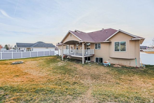 3942 N 2650 W, Farr West, UT 84404