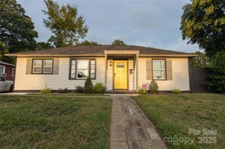 2012 Double Oaks Road, Charlotte, NC 28206