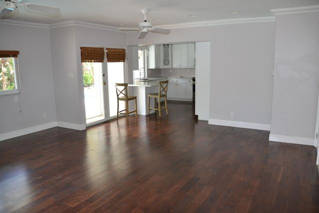 500 SW 62nd Avenue, Plantation, FL 33317