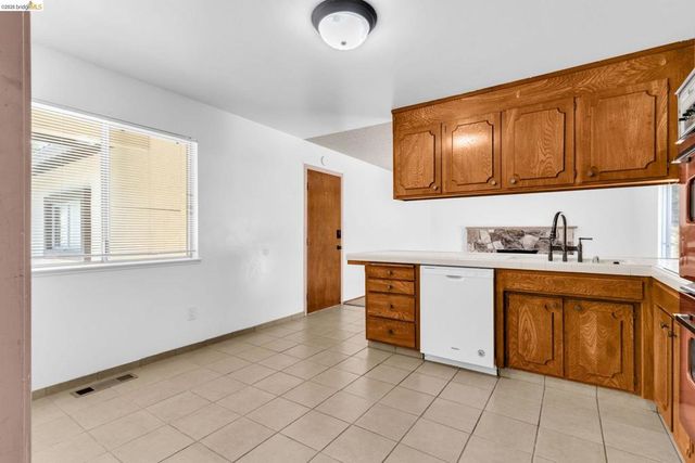 1011 Morello Ave, Martinez, CA 94553
