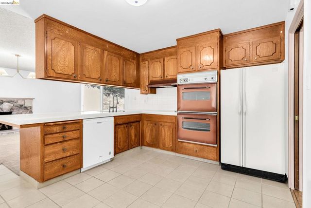 1011 Morello Ave, Martinez, CA 94553