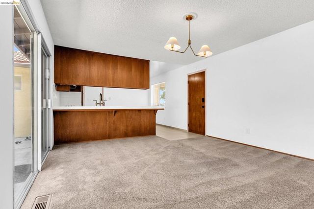 1011 Morello Ave, Martinez, CA 94553