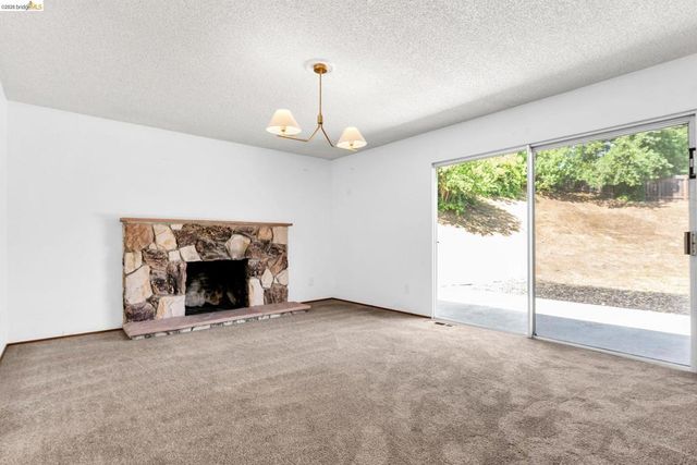 1011 Morello Ave, Martinez, CA 94553