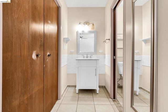 1011 Morello Ave, Martinez, CA 94553