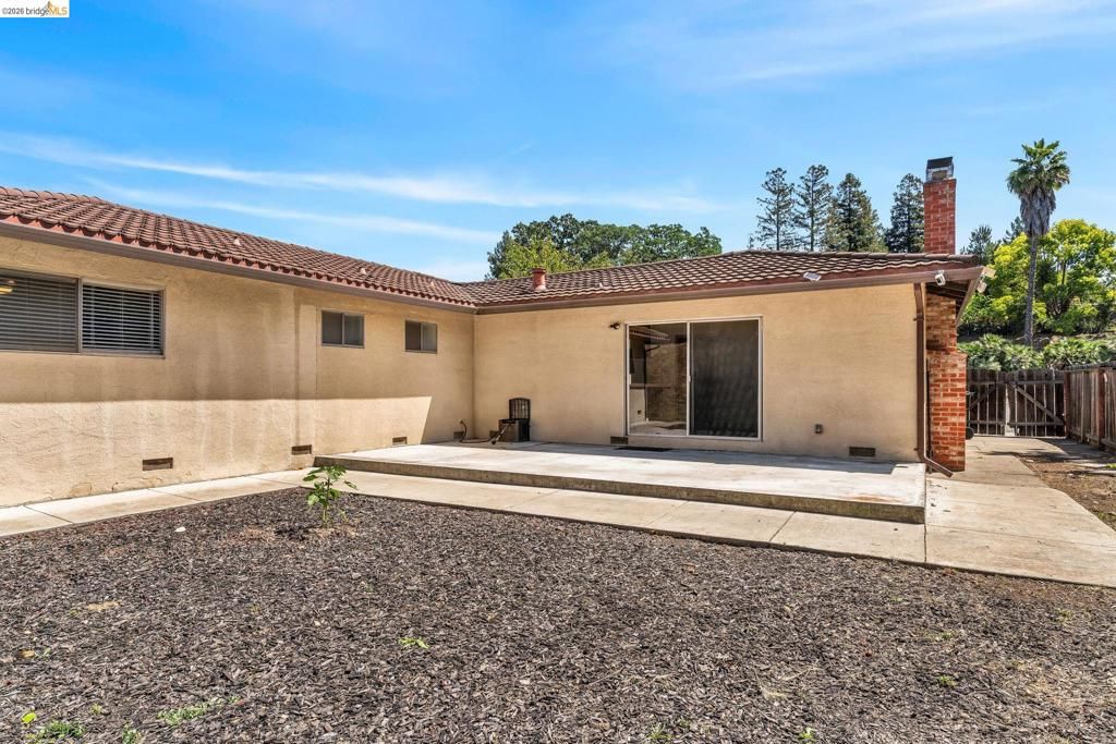 Image 39 of property listing at 1011 Morello Ave, Martinez, CA 94553