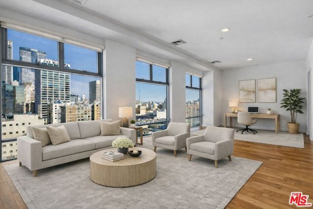 801 S Grand Avenue 1306, Los Angeles, CA 90017