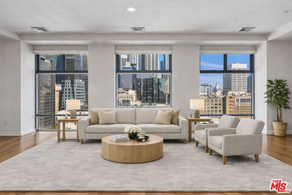 801 S Grand Avenue 1306, Los Angeles, CA 90017