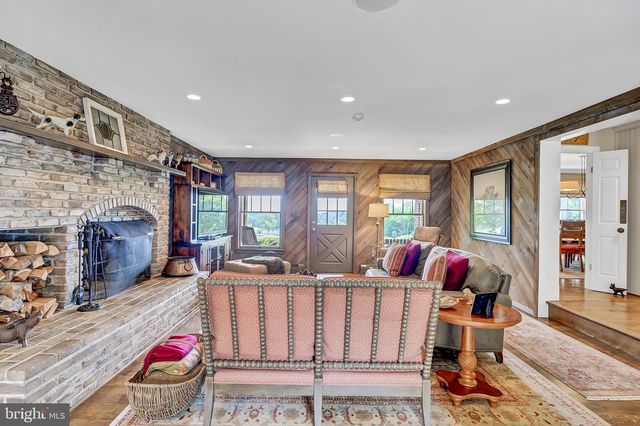 26100 MULLINIX MILL, Mount Airy, MD 21771