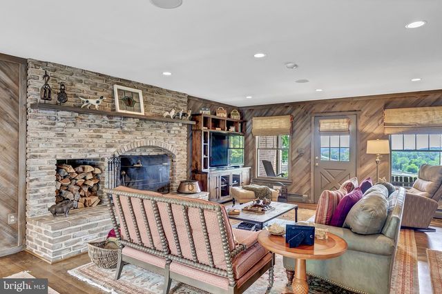 26100 MULLINIX MILL, Mount Airy, MD 21771