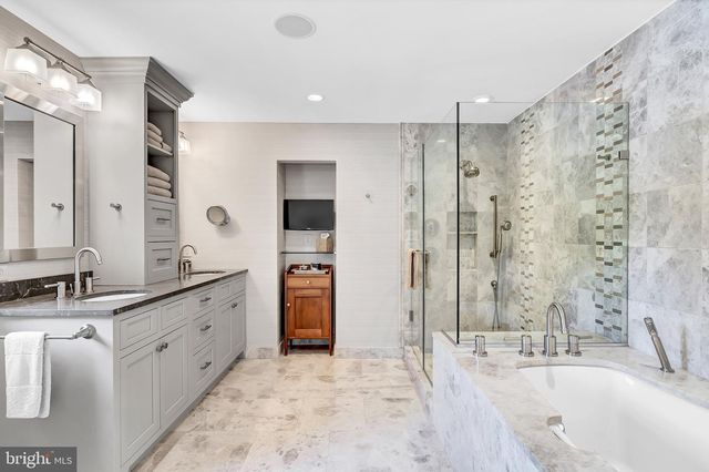 26100 MULLINIX MILL, Mount Airy, MD 21771