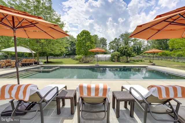 26100 MULLINIX MILL, Mount Airy, MD 21771