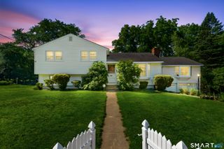 44 Occum Lane, Montville, CT 06382