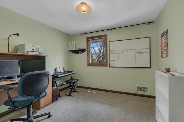 1736 Woodland Road, Saint Cloud, MN 56304