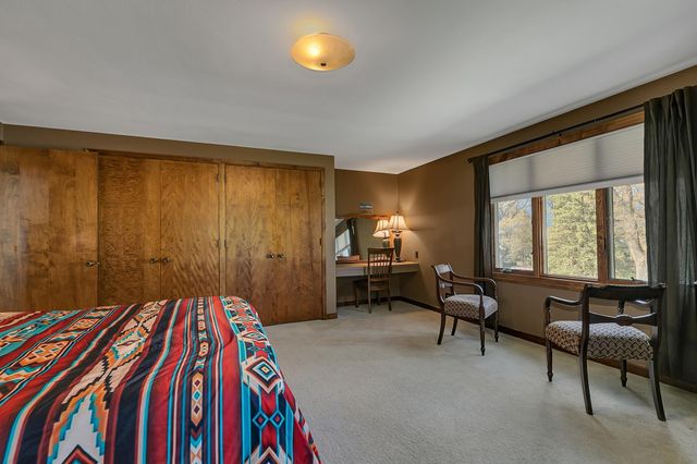 1736 Woodland Road, Saint Cloud, MN 56304