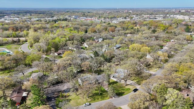1736 Woodland Road, Saint Cloud, MN 56304