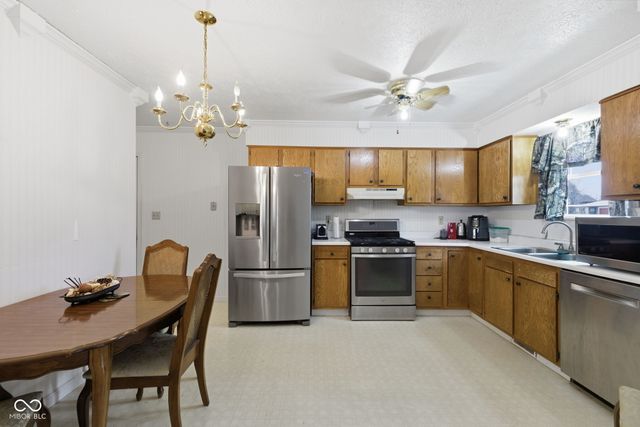 108 Woodhaven Drive, Greencastle, IN 46135