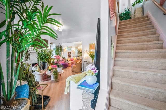 281 S Burnett St, East Orange City, NJ 07018