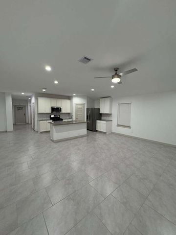 30018 Reagans Ranch Drive, Fulshear, TX 77441