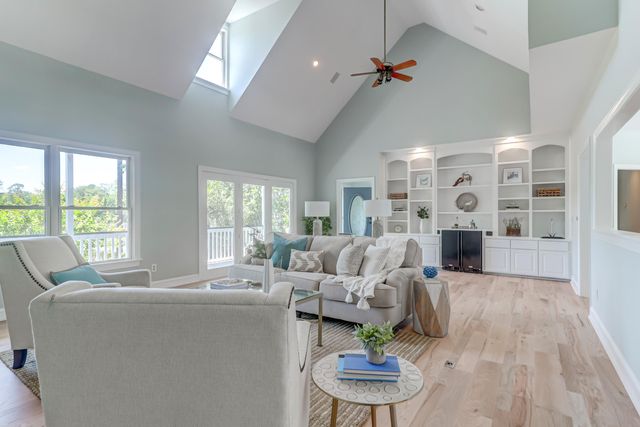 5355 Creek View Lane, Hollywood, SC 29449