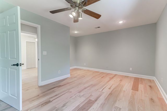 5355 Creek View Lane, Hollywood, SC 29449
