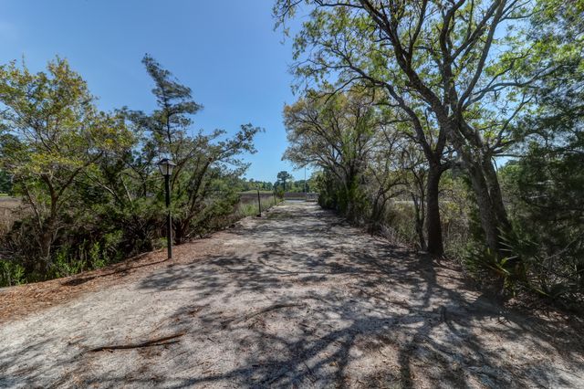 5355 Creek View Lane, Hollywood, SC 29449