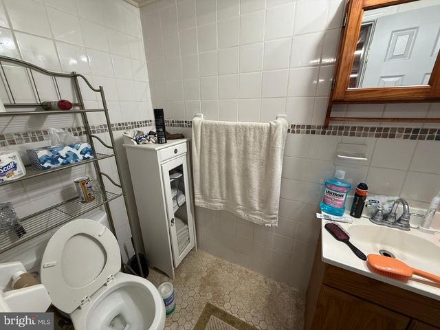 1667 BEACON HILL RD, Downingtown, PA 19335