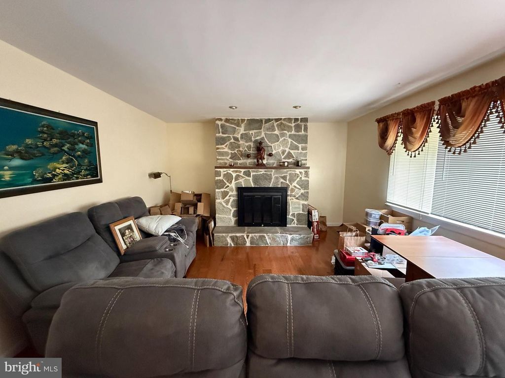 1667 BEACON HILL RD, Downingtown, PA 19335