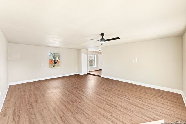 9010 Bowline St, San Antonio, TX 78242