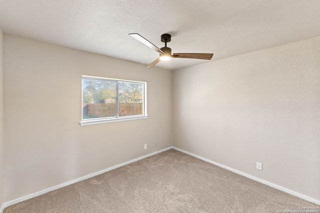 9010 Bowline St, San Antonio, TX 78242