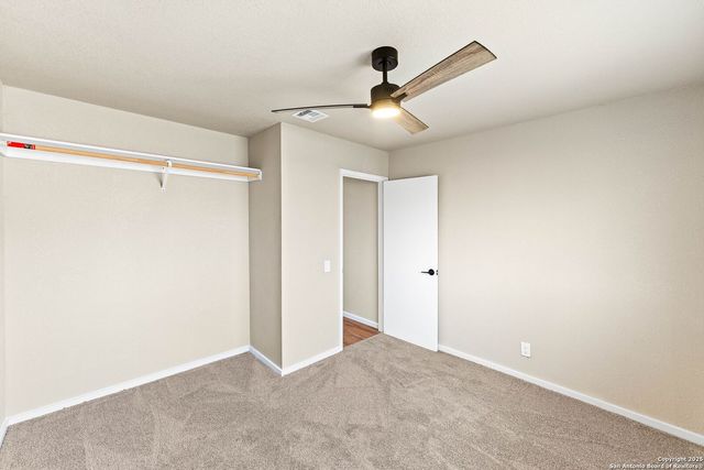 9010 Bowline St, San Antonio, TX 78242