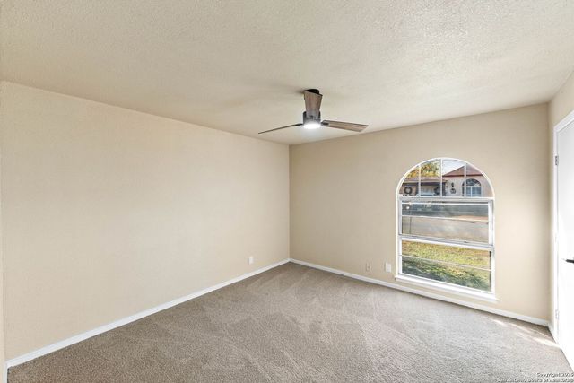 9010 Bowline St, San Antonio, TX 78242