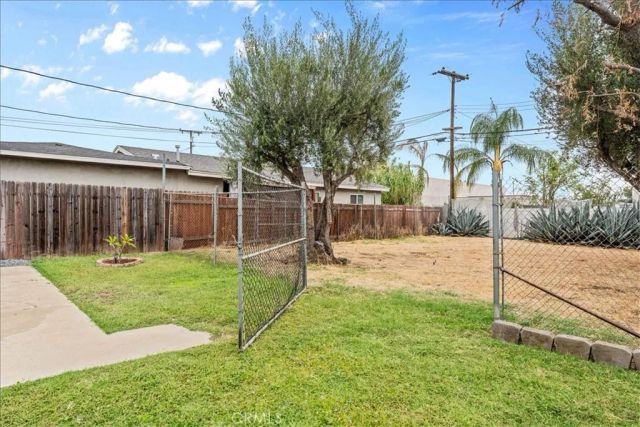 5609 Bandera, Montclair, CA 91763