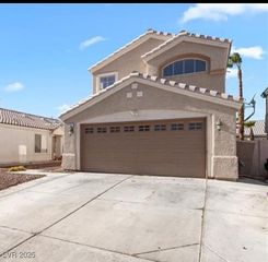 1813 Navajo Lake Way, Las Vegas, NV 89128
