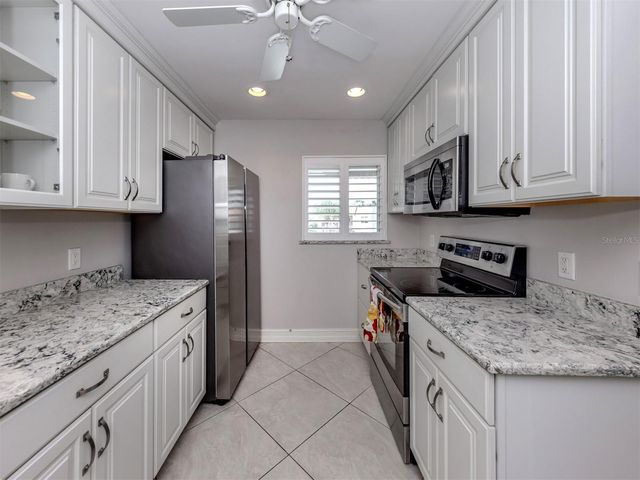 250 SANTA MARIA STREET 317, Venice, FL 34285