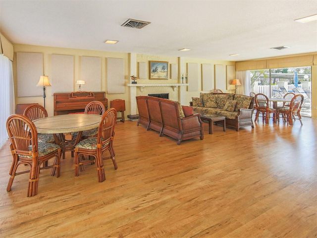 250 SANTA MARIA STREET 317, Venice, FL 34285