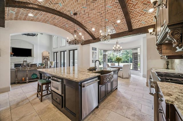 7373 Teaswood Drive, Conroe, TX 77304