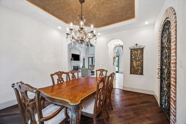 7373 Teaswood Drive, Conroe, TX 77304