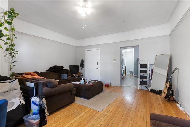 5018 S Blackstone Avenue 101, Chicago, IL 60615