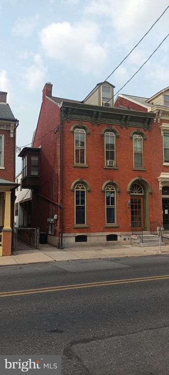 711 CHESTNUT ST, Lebanon, PA 17042