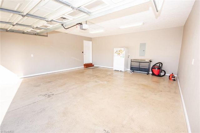 112 Chimney Ridge Lane, Statesville, NC 28625