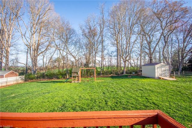 112 Chimney Ridge Lane, Statesville, NC 28625