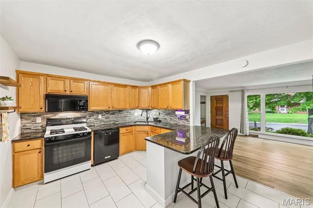 39 Mark Drive, Fairview Heights, IL 62208