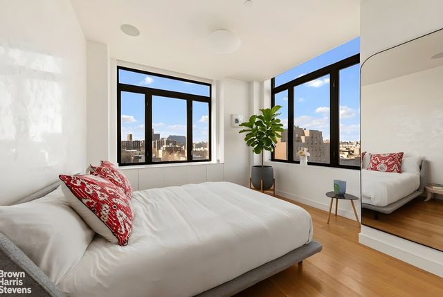 380 Lenox Ave Apt 9G, New York City, NY 10027