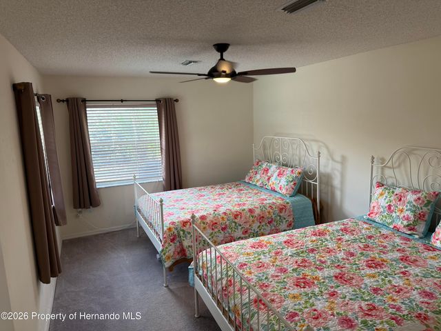 10381 Sandtrap Drive, Spring Hill, FL 34608