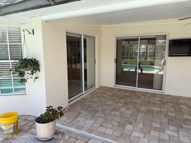 10381 Sandtrap Drive, Spring Hill, FL 34608